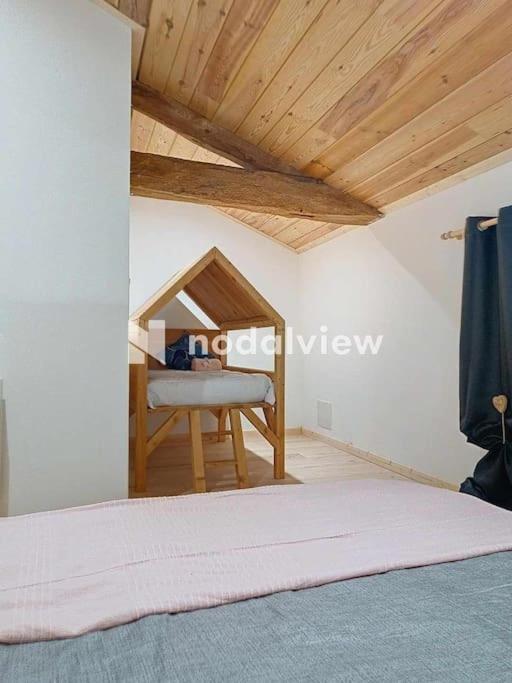 Aux Sources De Lesquire Maison 5 5 Salles De Bains , 11 Personnes *